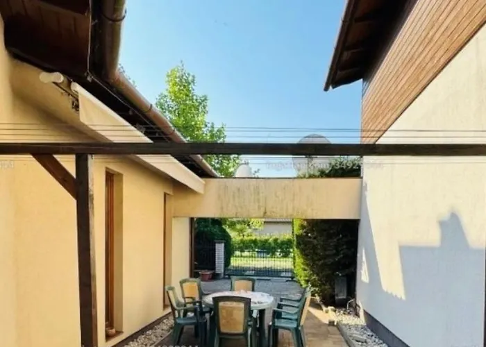 Ket Kiskacsa * בלטונללה